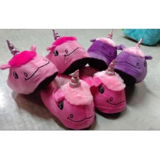 PANTUFLA CABALLO C/CUERNO (S)